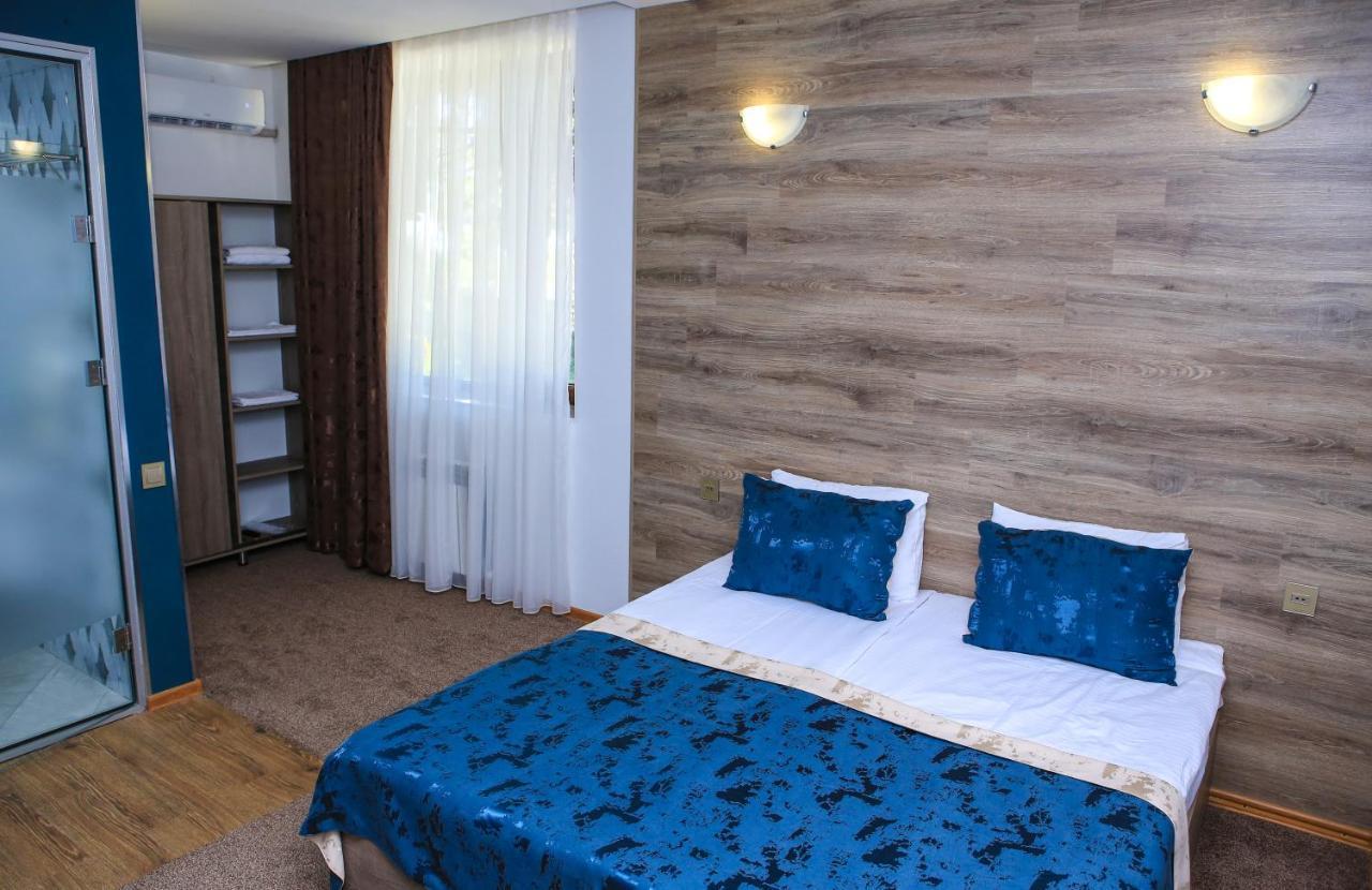 Evim Otel Zaqatala Eksteriør bilde