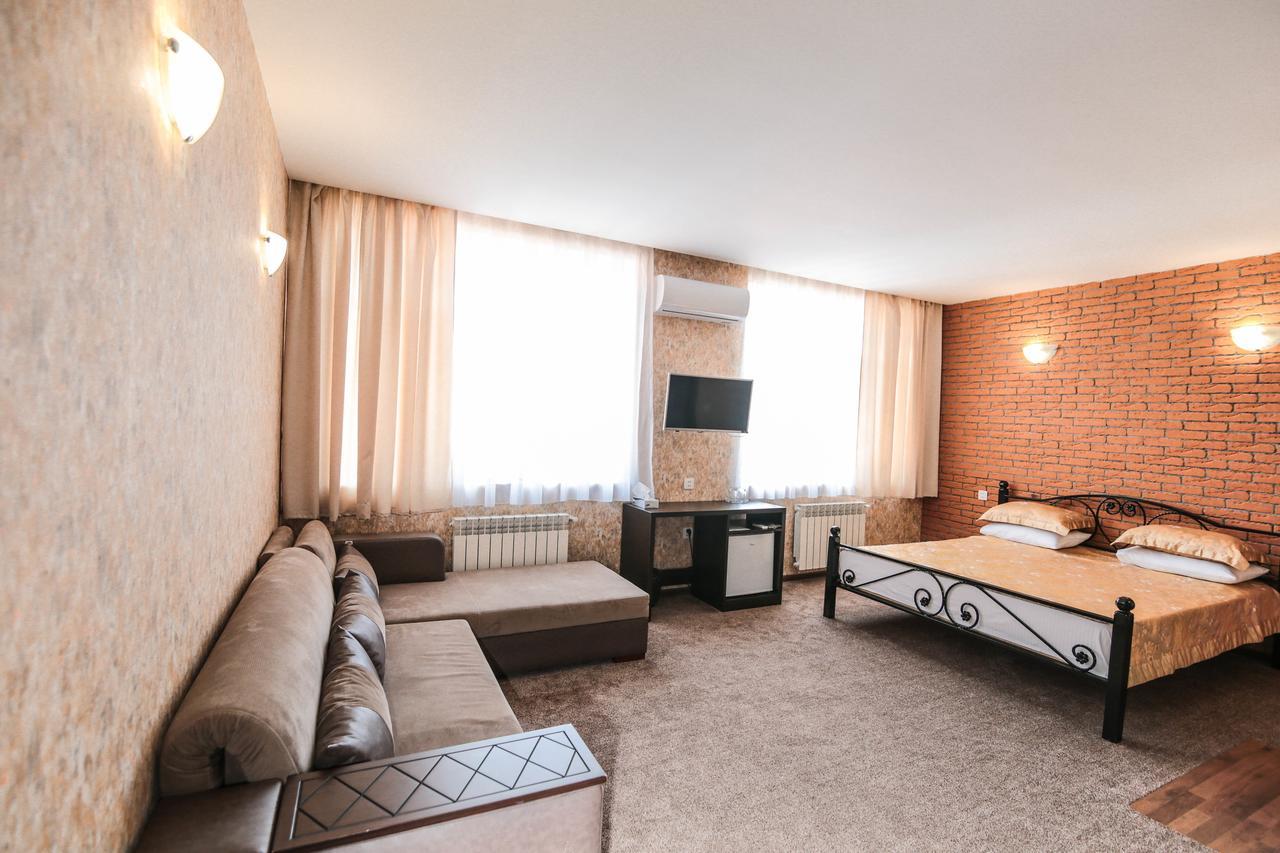 Evim Otel Zaqatala Eksteriør bilde